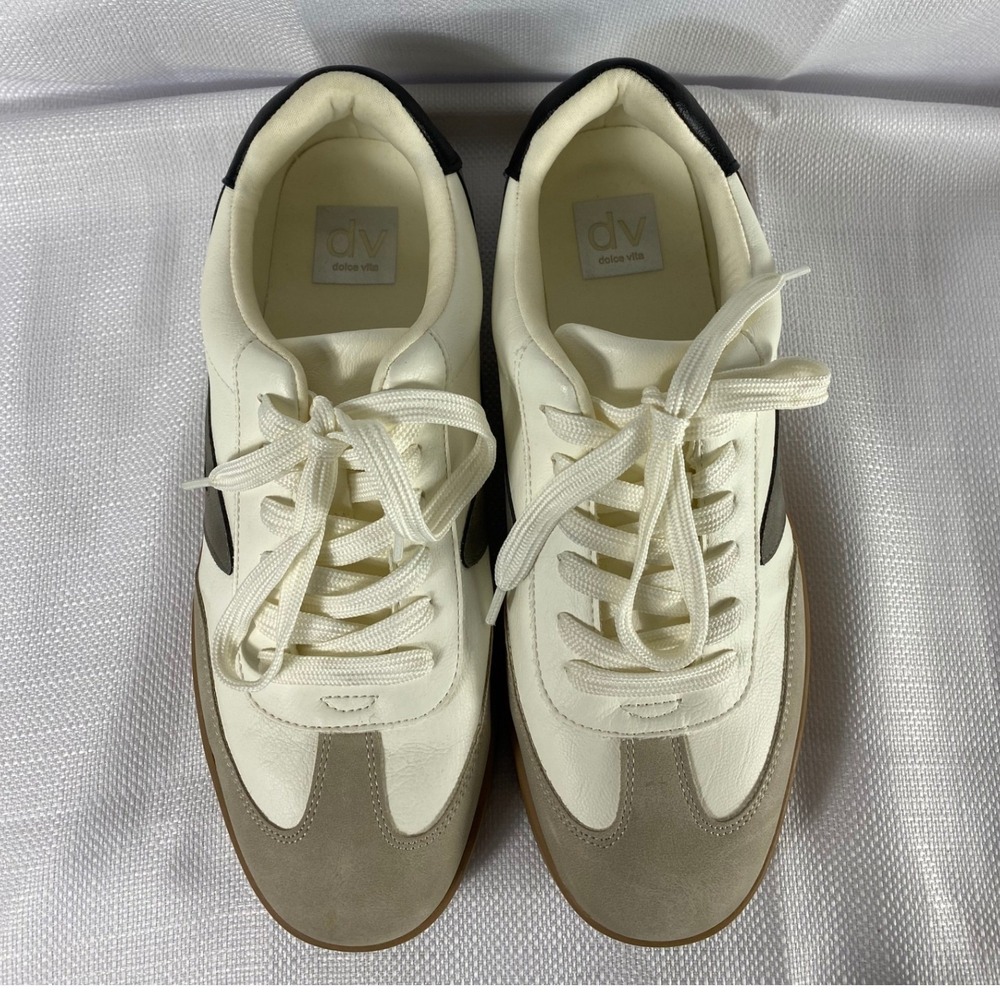 DV Dolce Vita Voyage Sneakers Womens 9 Cream Tan Grey Leather Suede Low Top Gum - Picture 6 of 8